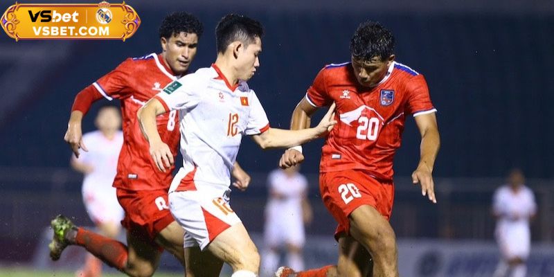Việt Nam thắng nhờ bàn phản lưới của Nepal ở vòng loại Asian Cup
